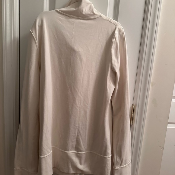 Lululemon Daily Yoga Jacket Polar Cream SIZE 8 - Picture 5 of 9